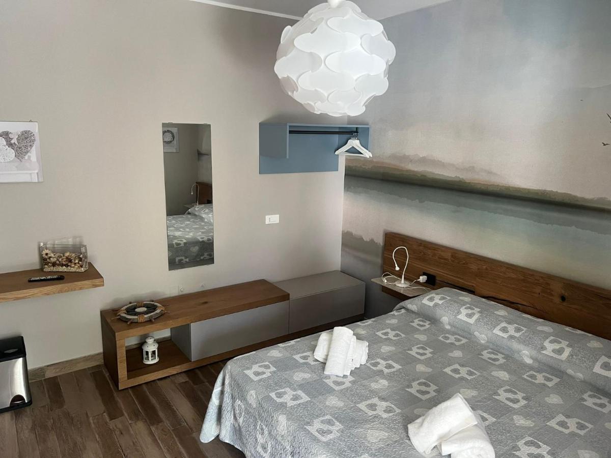 Le Cale Camera Privata In Residence Φαβινιάνα Εξωτερικό φωτογραφία