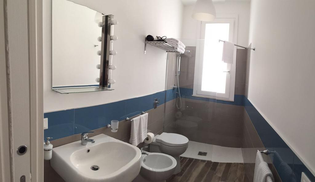 Le Cale Camera Privata In Residence Φαβινιάνα Εξωτερικό φωτογραφία
